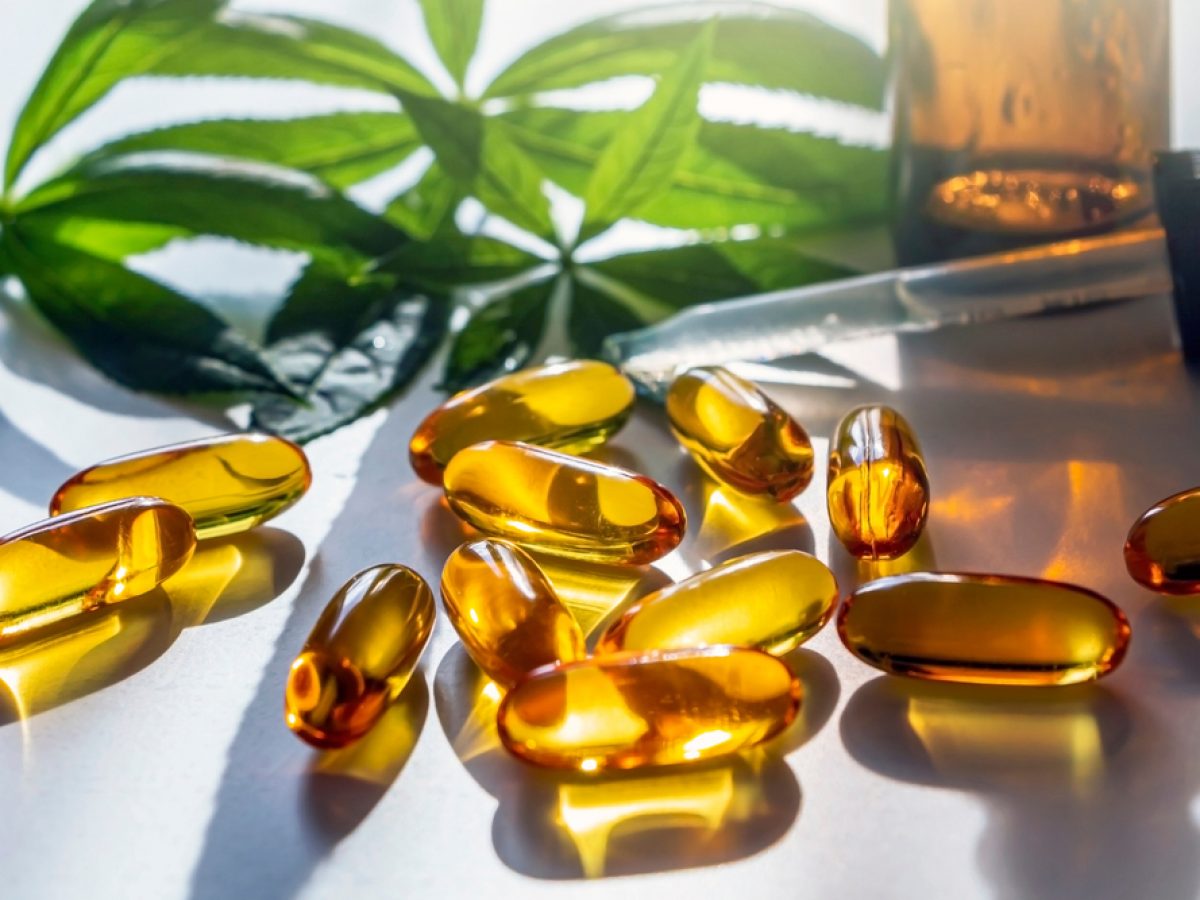 Know The Difference Between CBD Capsules and Pills